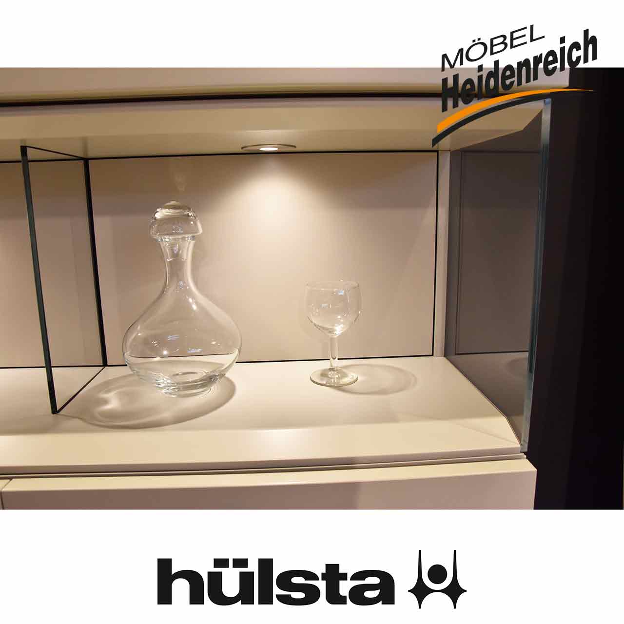 Beleuchteter Glaseinsatz in Detailansicht.