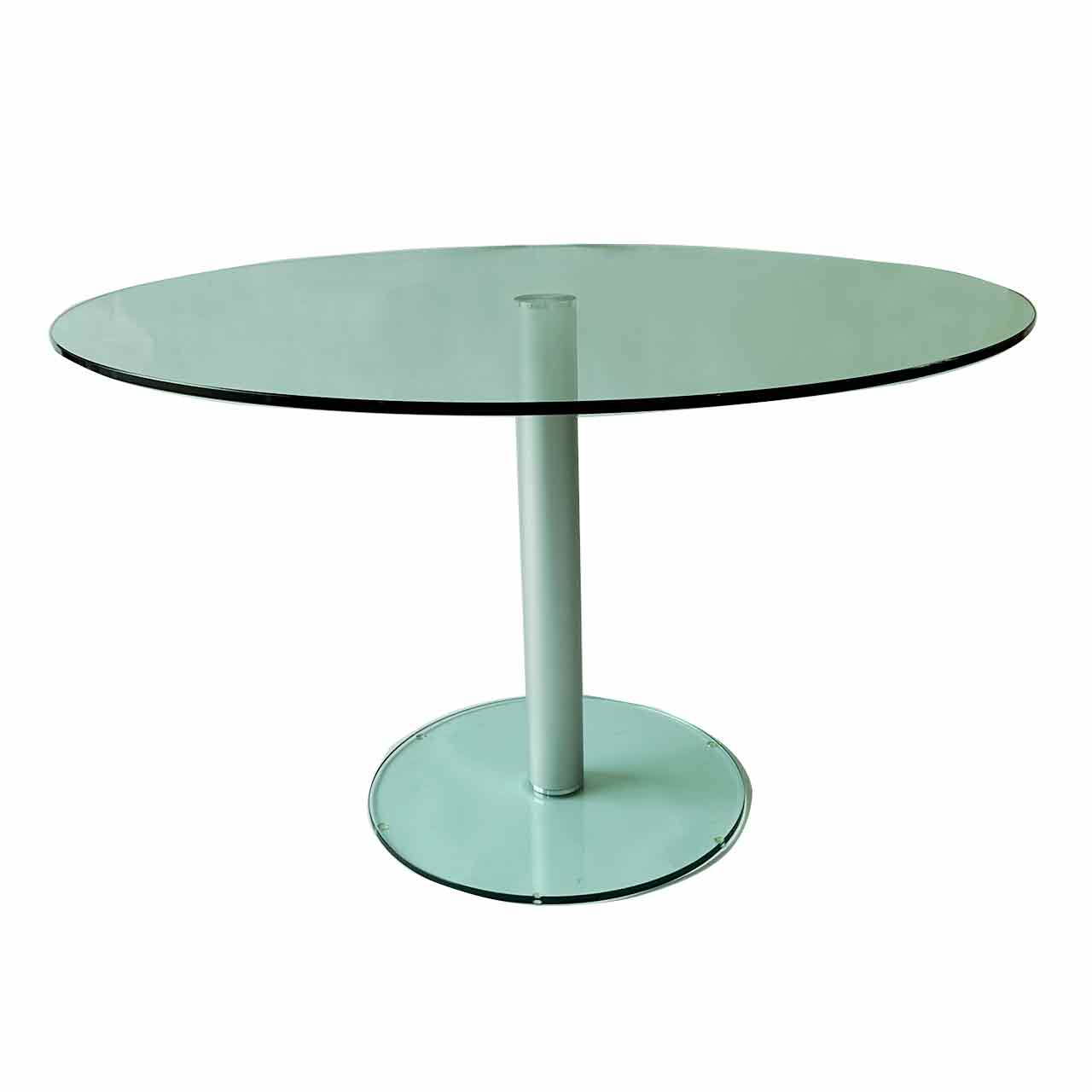 Runder Esstisch mit Glasplatte oben und als Bodenplatte auf Chrom-farbener Säule.