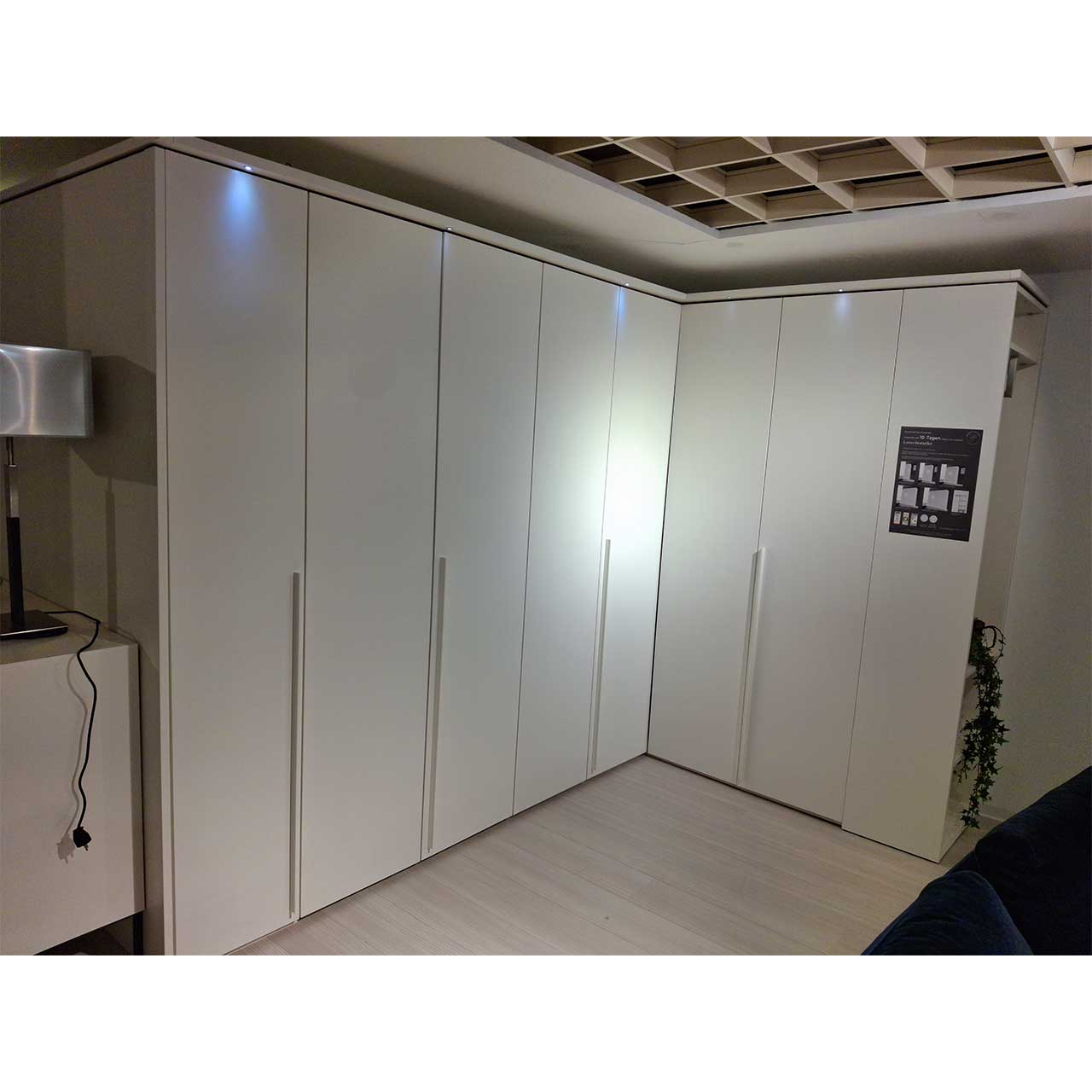 Loddenkemper begehbarer Kleiderschrank - Außenansicht