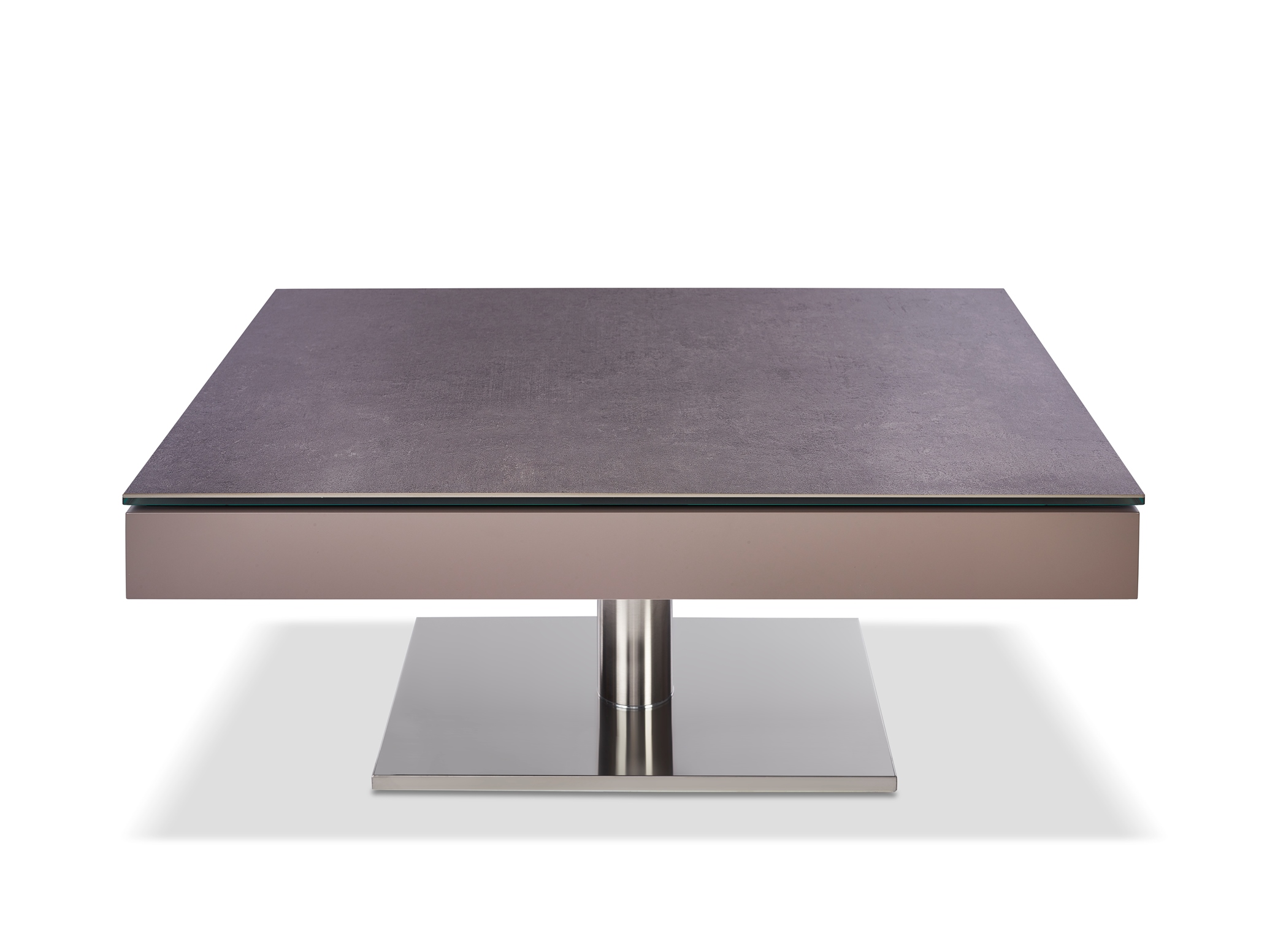 Couchtisch mit geschlossener Tischplatte, rechteckige Keramiktischplatte, Chrom Säule und rechteckiger Edelstahlsockel