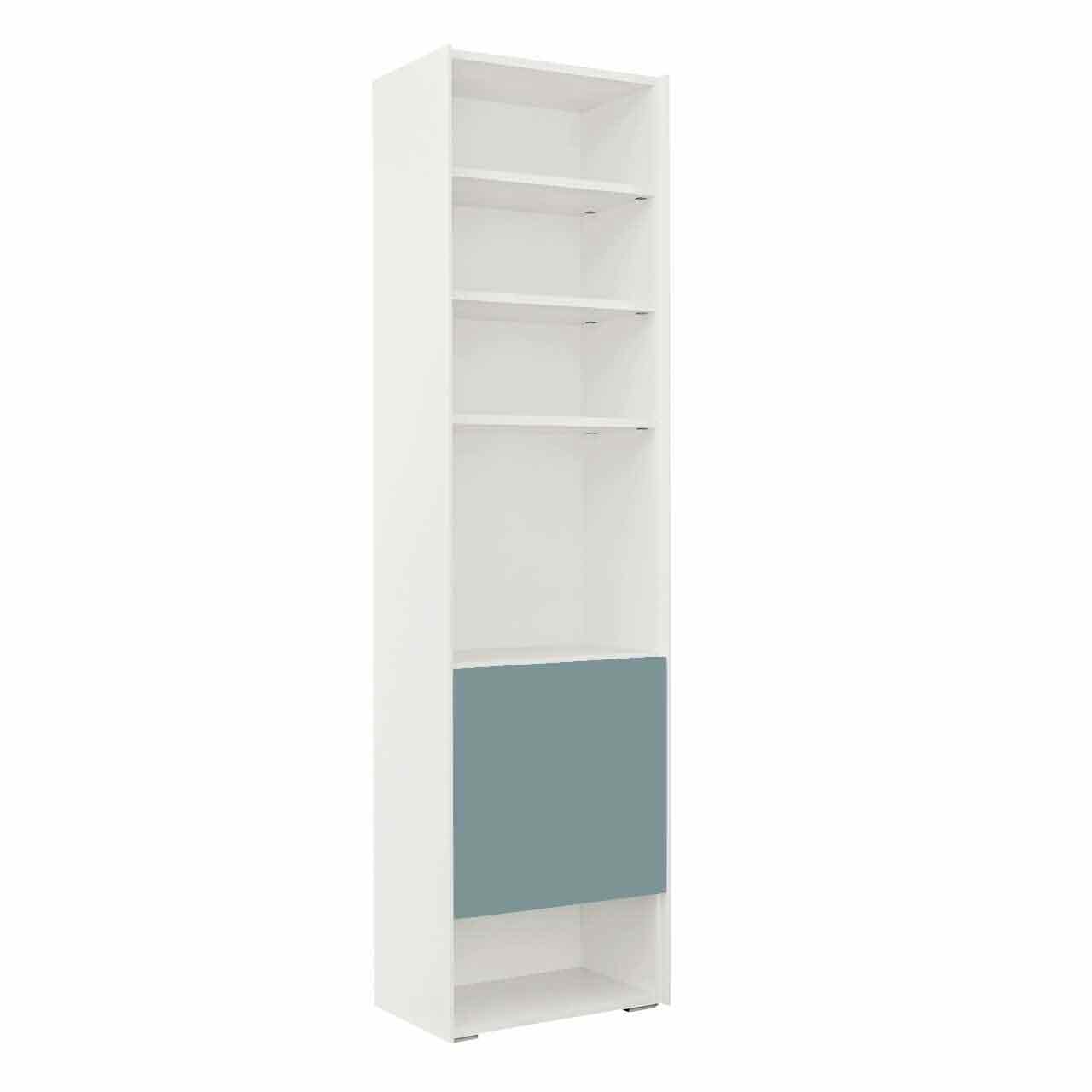 Weißes Regal mit fünf offenen Fächern und blauer Akzenttür.